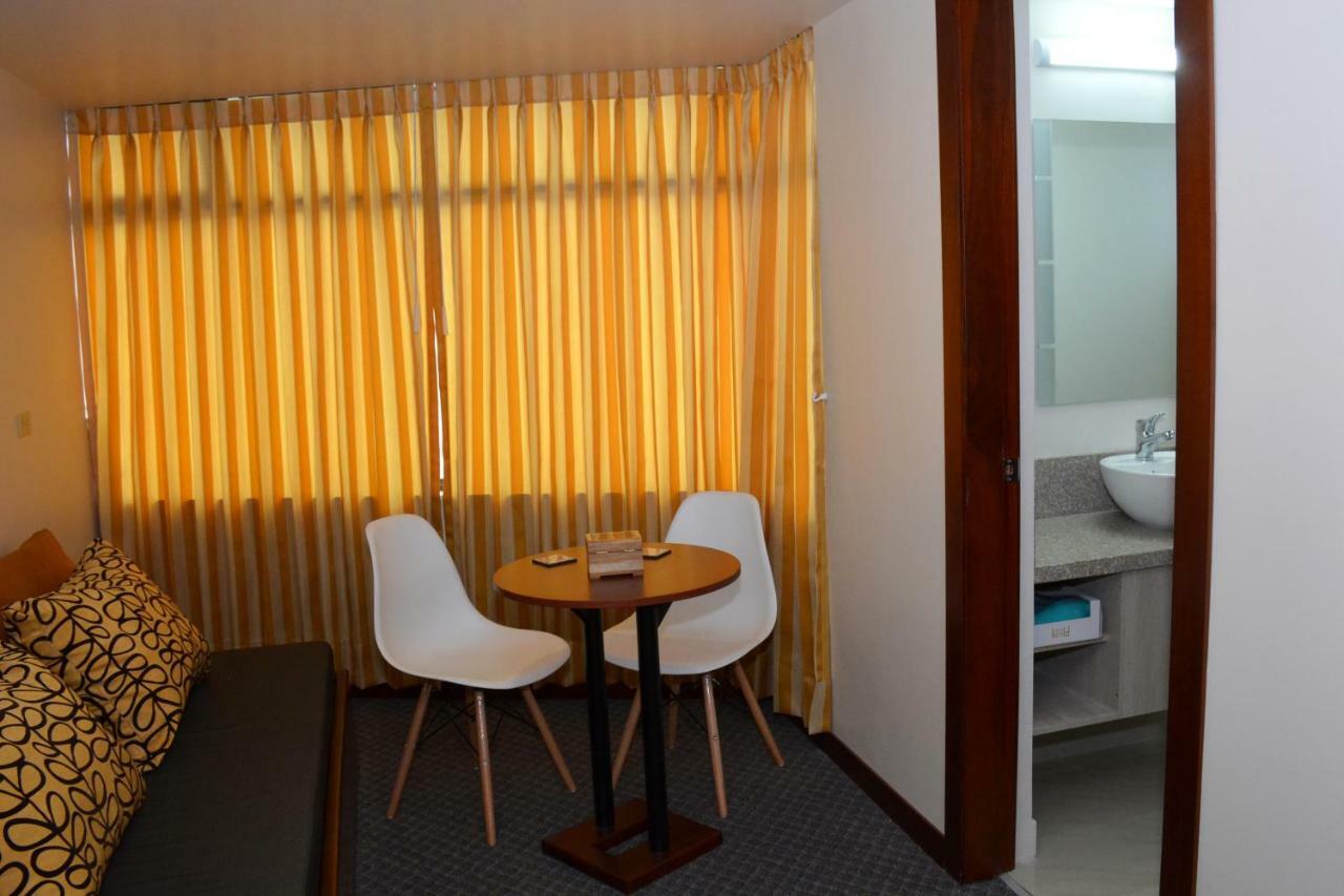 Los Angeles Stay Inn กีโต ภายนอก รูปภาพ